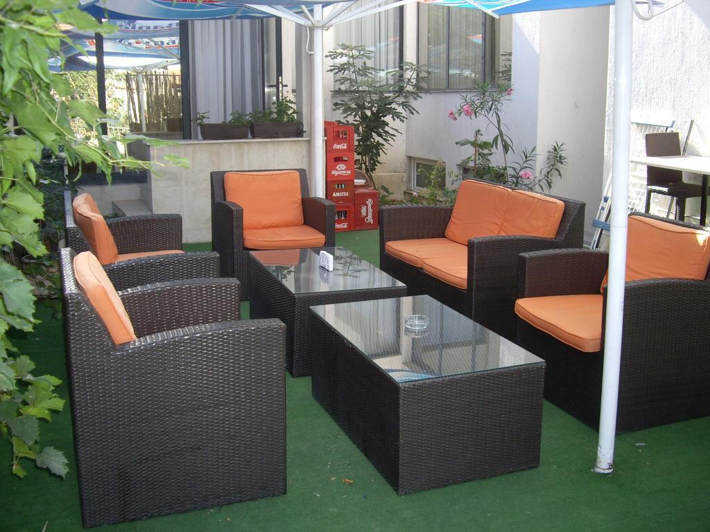 Family Hotel Avramov Видин Екстер'єр фото