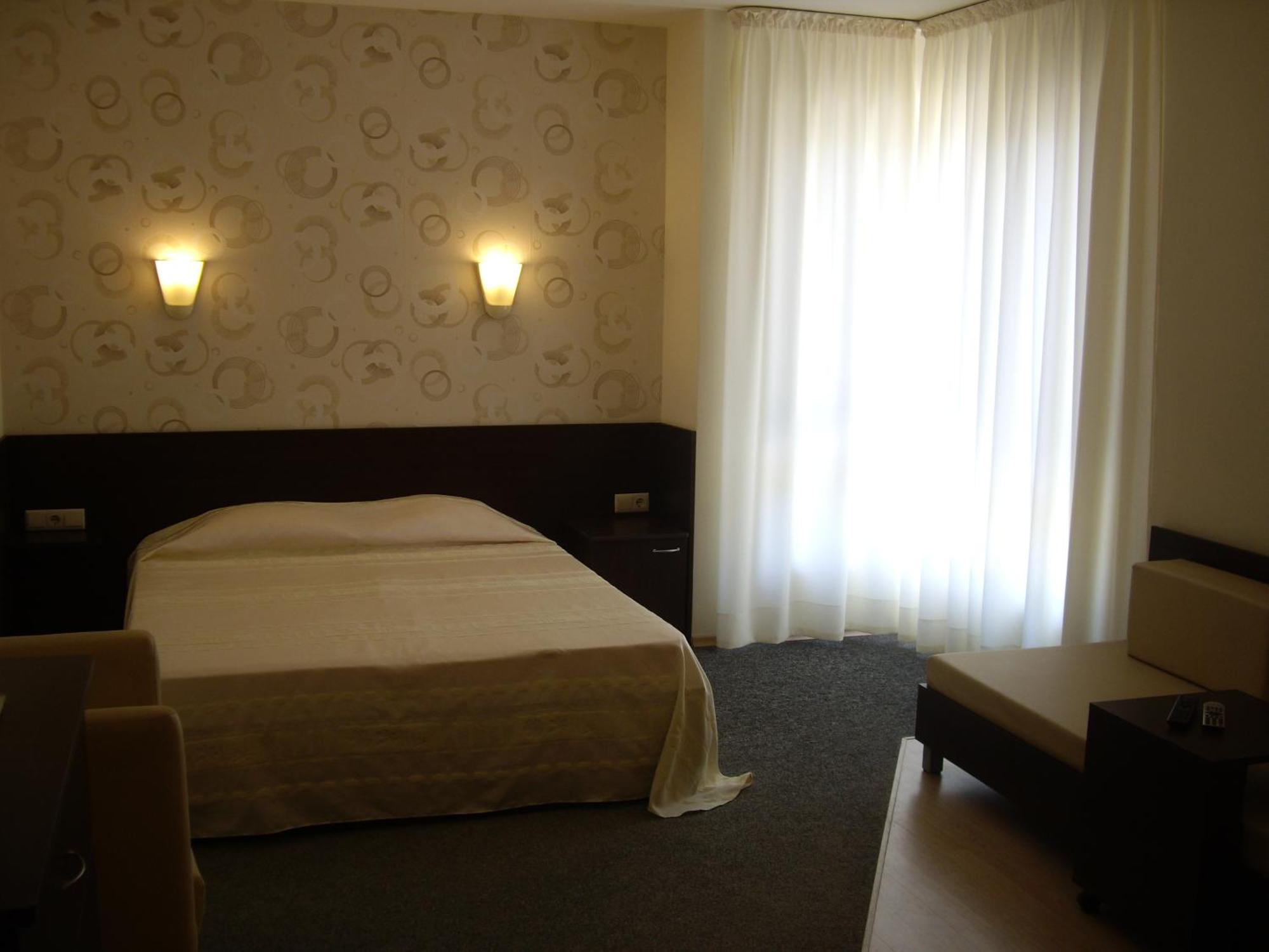 Family Hotel Avramov Видин Номер фото